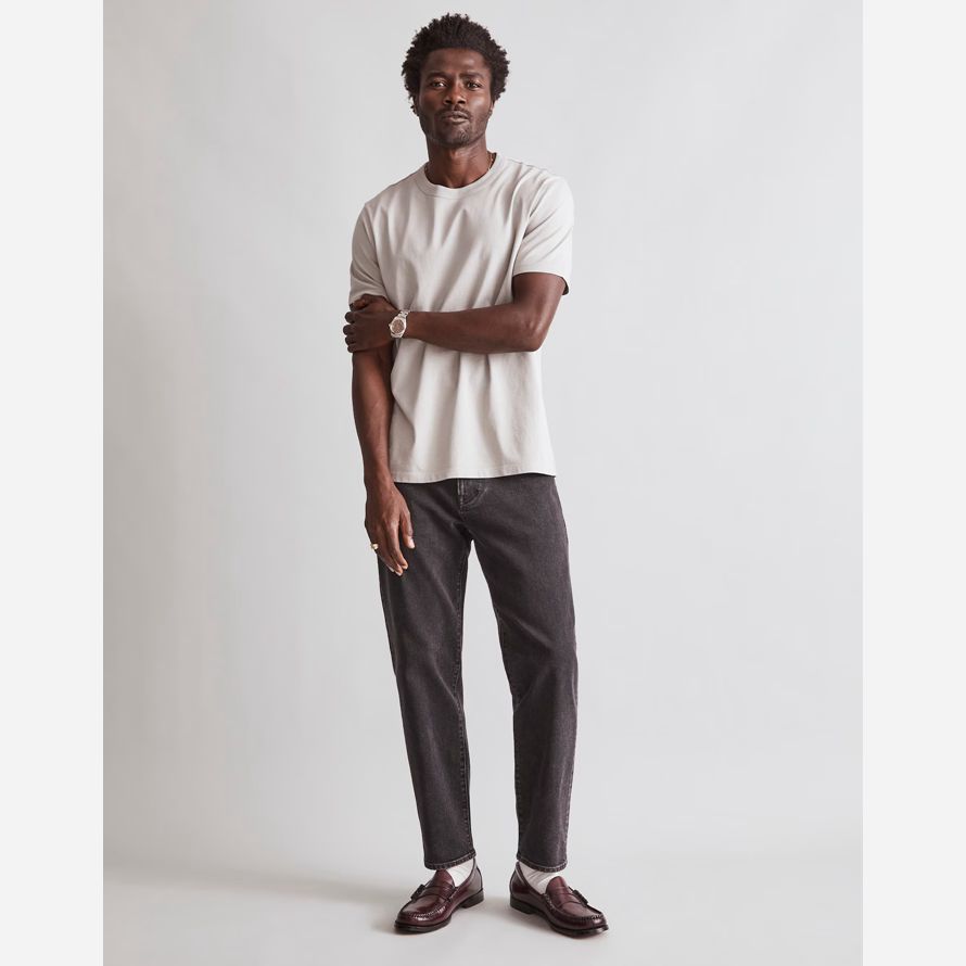 madewell relajado cono jeans de color gris oscuro